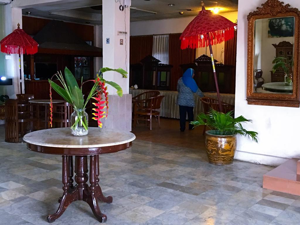 Le Paradis Hotel Palembang Bagian luar foto
